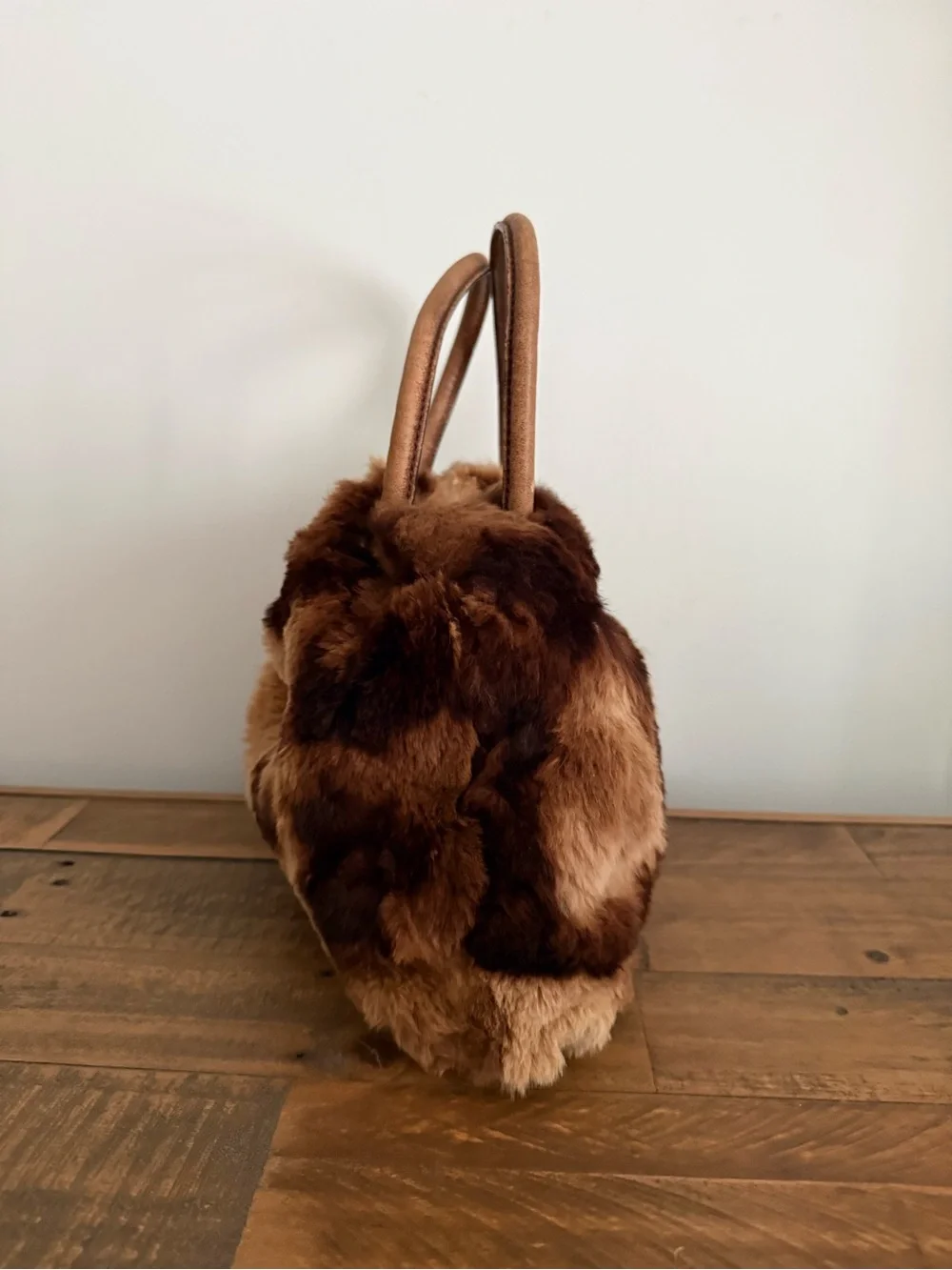 Hype Genuine Rabbit Fur Purse Leather Round